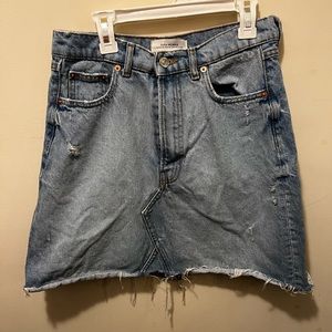 Zara premium denim skirt sz 26‎